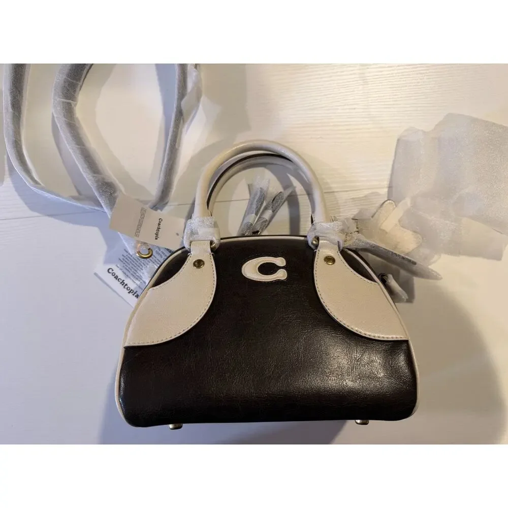 NWT B10-003Coach Coachtopia Bowling Top Handle Bag Crossbody Black & White CDU48